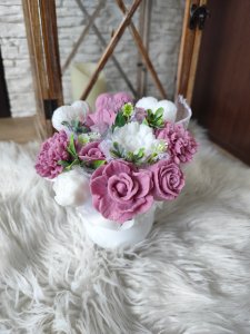 Buchet mini de săpun - roz mov
