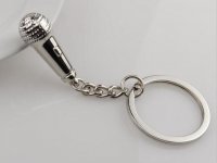 Microfonul Keychain