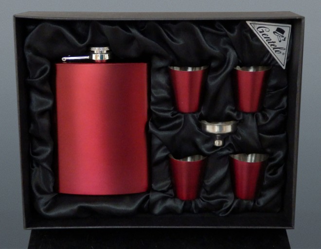 Set BURGUNDY 240 ml sticlă de stropit + 4 pahare de 35 ml pentru shot-uri