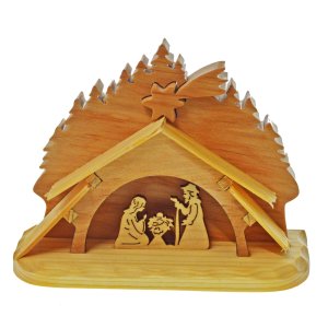 Pătuț din lemn cu figurine