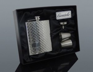 Set Sticlă de oțel 210 ml + 2 bucăți de pahare de 35 ml