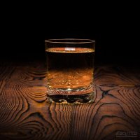 Cazul de whisky Froster cu pahare